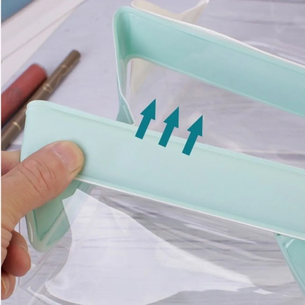 Clear Leak-proof Toiletry Bag with Magnetic Closure